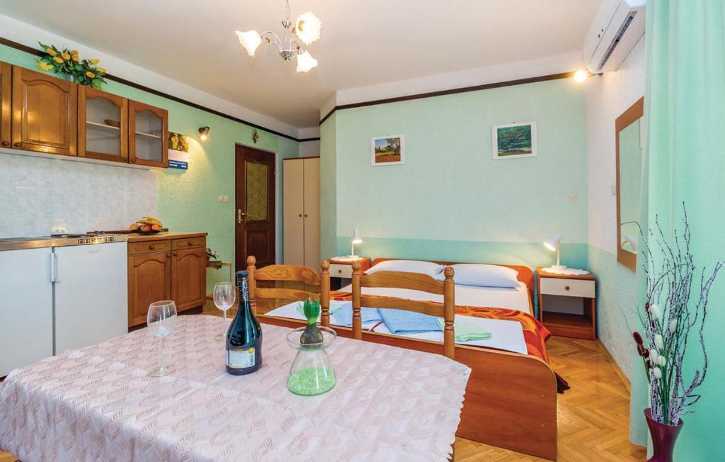 Apartments Anita Sibinj Krmpotski Dış mekan fotoğraf